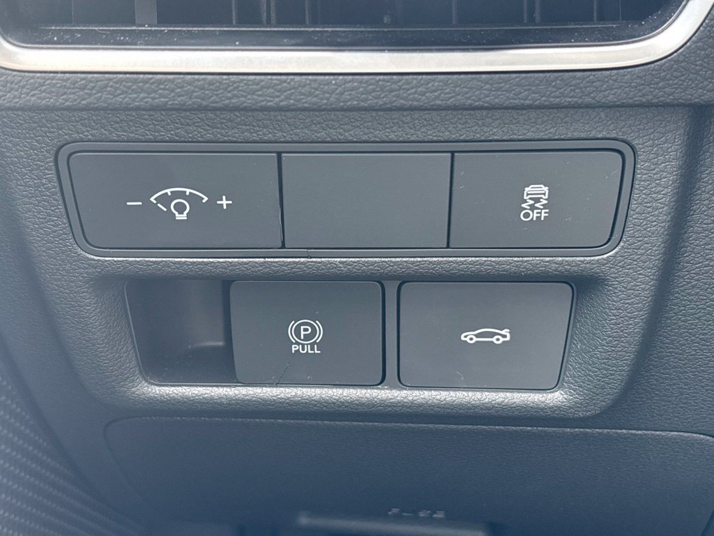Used 2025 Hyundai Sonata SEL FWD image 29