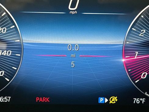 Used 2026 Mercedes-Benz GLE 350 4MATIC image 12