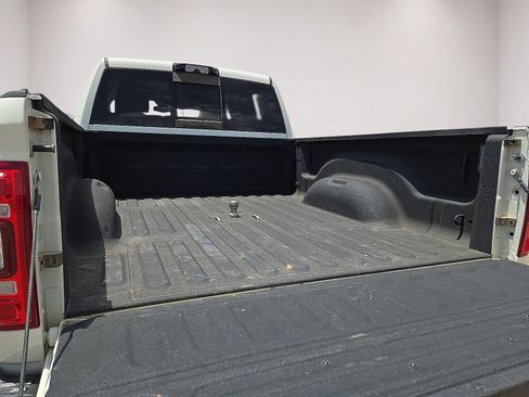 Used 2024 RAM 2500 Limited AWD/4WD image 14