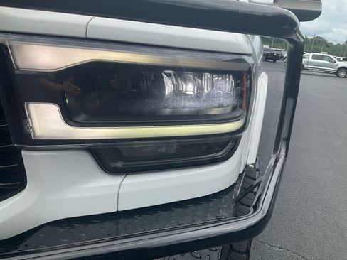 Used 2020 RAM 3500 Laramie AWD/4WD image 9