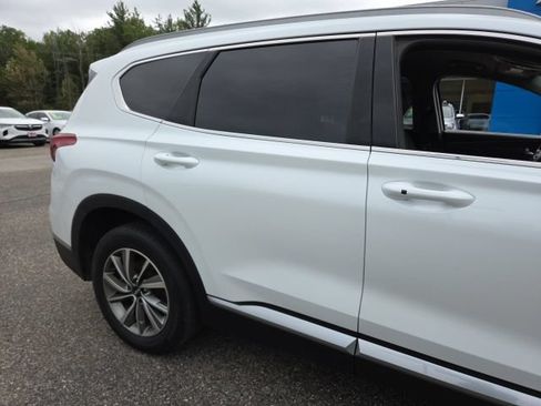 Used 2019 Hyundai Santa Fe AWD image 28