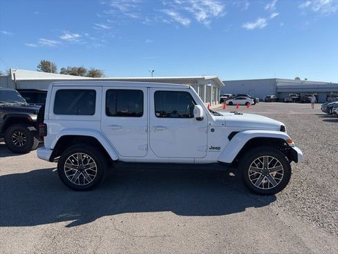 Used 2024 Jeep Wrangler High Altitude image 7