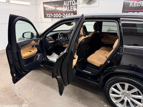 Used 2018 Volvo XC90 T6 Inscription w/ Convenience Package image 12