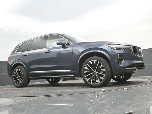 New 2026 Volvo XC90 B6 Ultra image 23