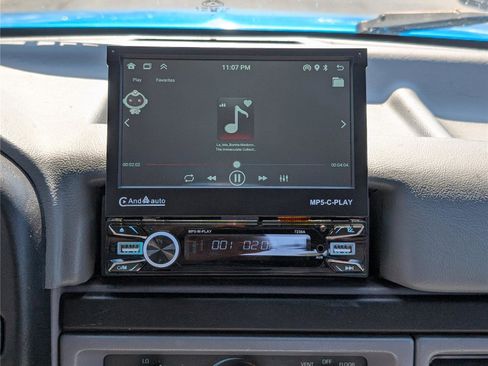 Used 1994 Ford Bronco XLT image 23