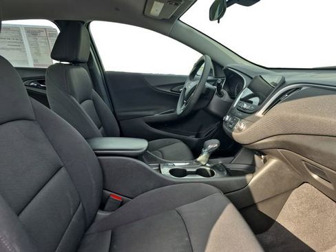 Used 2024 Chevrolet Malibu LS image 15