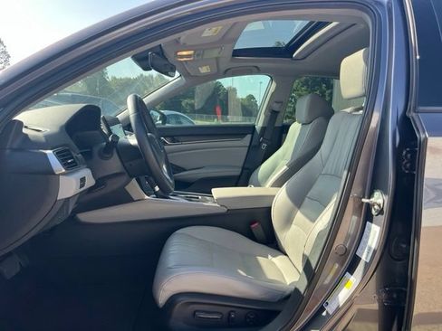 Used 2019 Honda Accord EX-L image 7