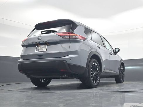 Used 2026 Nissan Rogue Dark Armor FWD image 21