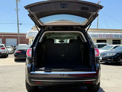 Used 2016 GMC Acadia SLE FWD image 7