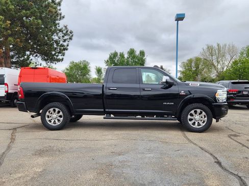 Used 2022 RAM 3500 Laramie AWD/4WD image 2