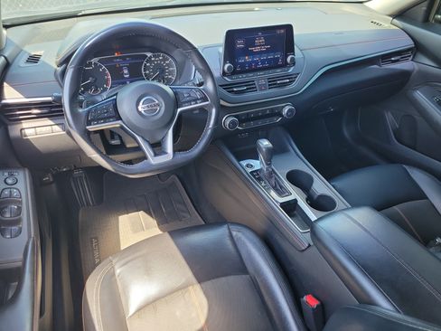 Certified 2021 Nissan Altima 2.5 SR w/ SR Premium Package FWD image 15