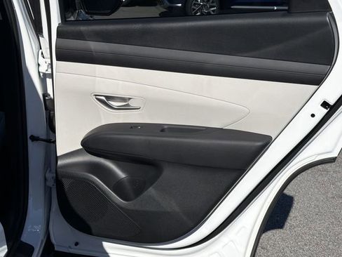 New 2026 Hyundai Tucson SEL image 16