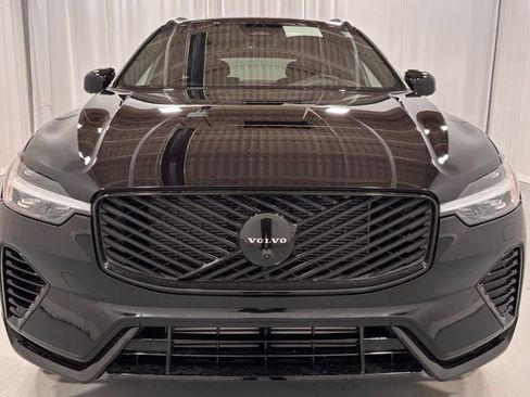 New 2026 Volvo XC60 T8 Ultra w/ Protection Package Premier image 3