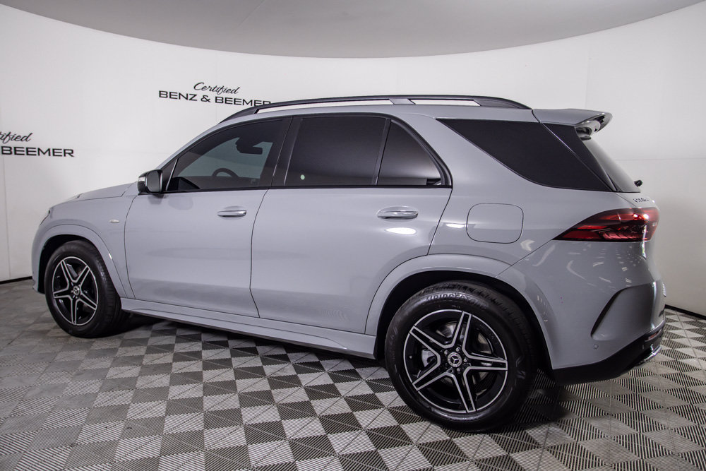 Used 2025 Mercedes-Benz GLE 450e 4MATIC w/ AMG Line Exterior image 11