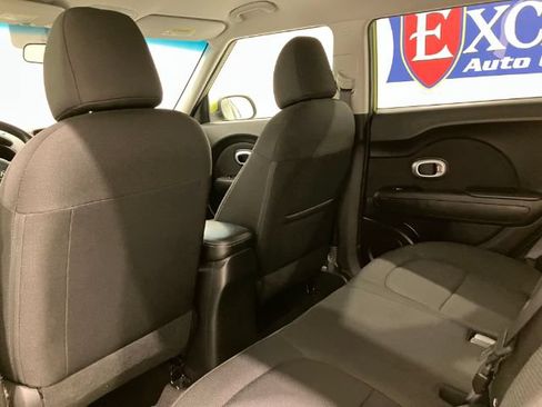Used 2018 Kia Soul + FWD image 48