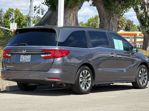 Used 2024 Honda Odyssey EX-L image 4