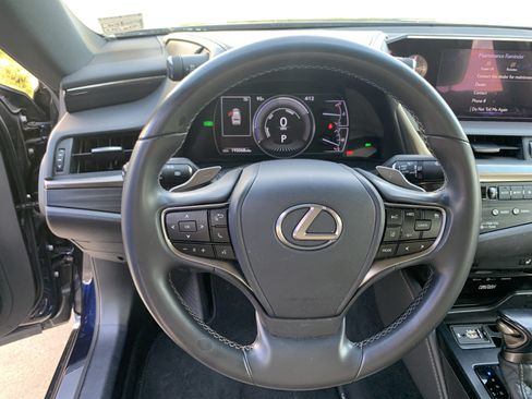 Used 2020 Lexus ES 300h w/ Premium Package FWD image 18