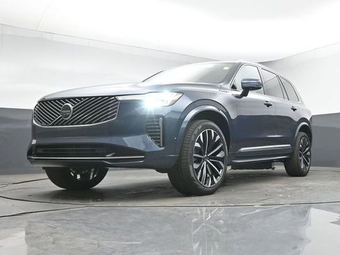 New 2026 Volvo XC90 B6 Plus w/ Protection Package Premier AWD/4WD image 42