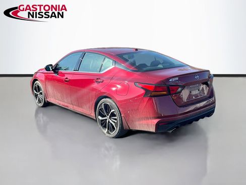 Used 2024 Nissan Altima 2.5 SR w/ SR Premium Package image 6