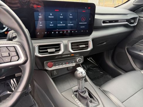 Used 2025 Ford Mustang Premium RWD image 18