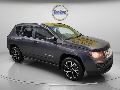Used 2016 Jeep Compass Latitude AWD/4WD image 8