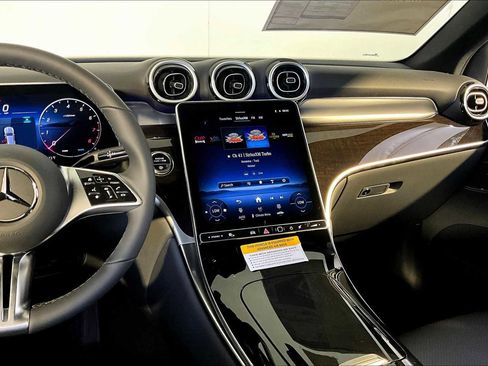 New 2026 Mercedes-Benz GLC 300 4MATIC image 8