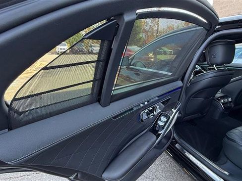 Used 2023 Mercedes-Benz S 580 4MATIC Sedan w/ Warmth & Comfort Package image 20