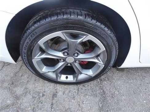 Used 2019 Chevrolet Malibu RS w/ LPO, Convenience Package 1 image 20