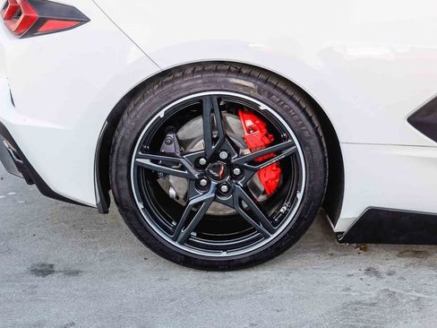 Used 2024 Chevrolet Corvette Stingray Premium Conv w/ Stealth Interior Trim Package RWD image 12