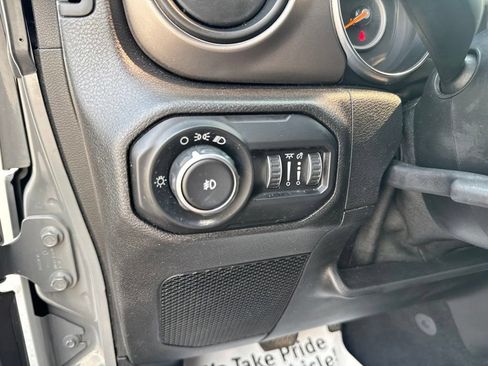 Used 2020 Jeep Wrangler Unlimited Sport AWD/4WD image 16