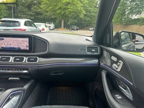 Used 2025 Mercedes-Benz GLE 53 AMG 4MATIC image 16