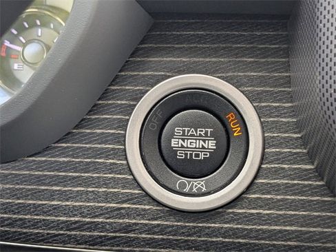 Certified 2022 RAM 2500 Limited image 27