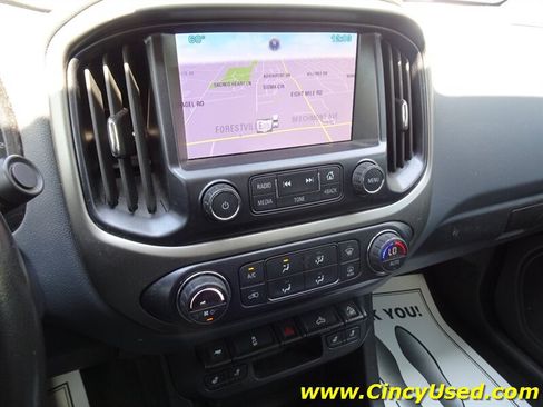 Used 2015 Chevrolet Colorado Z71 w/ LPO, Gearon Bar Package AWD/4WD image 18