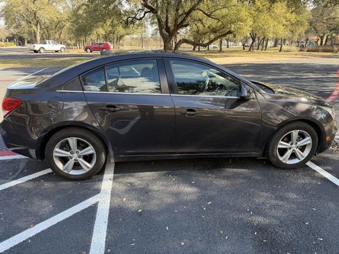 Used 2015 Chevrolet Cruze LT image 6