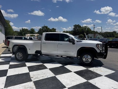 Used 2021 GMC Sierra 3500 Denali w/ Denali Ultimate Package AWD/4WD image 4