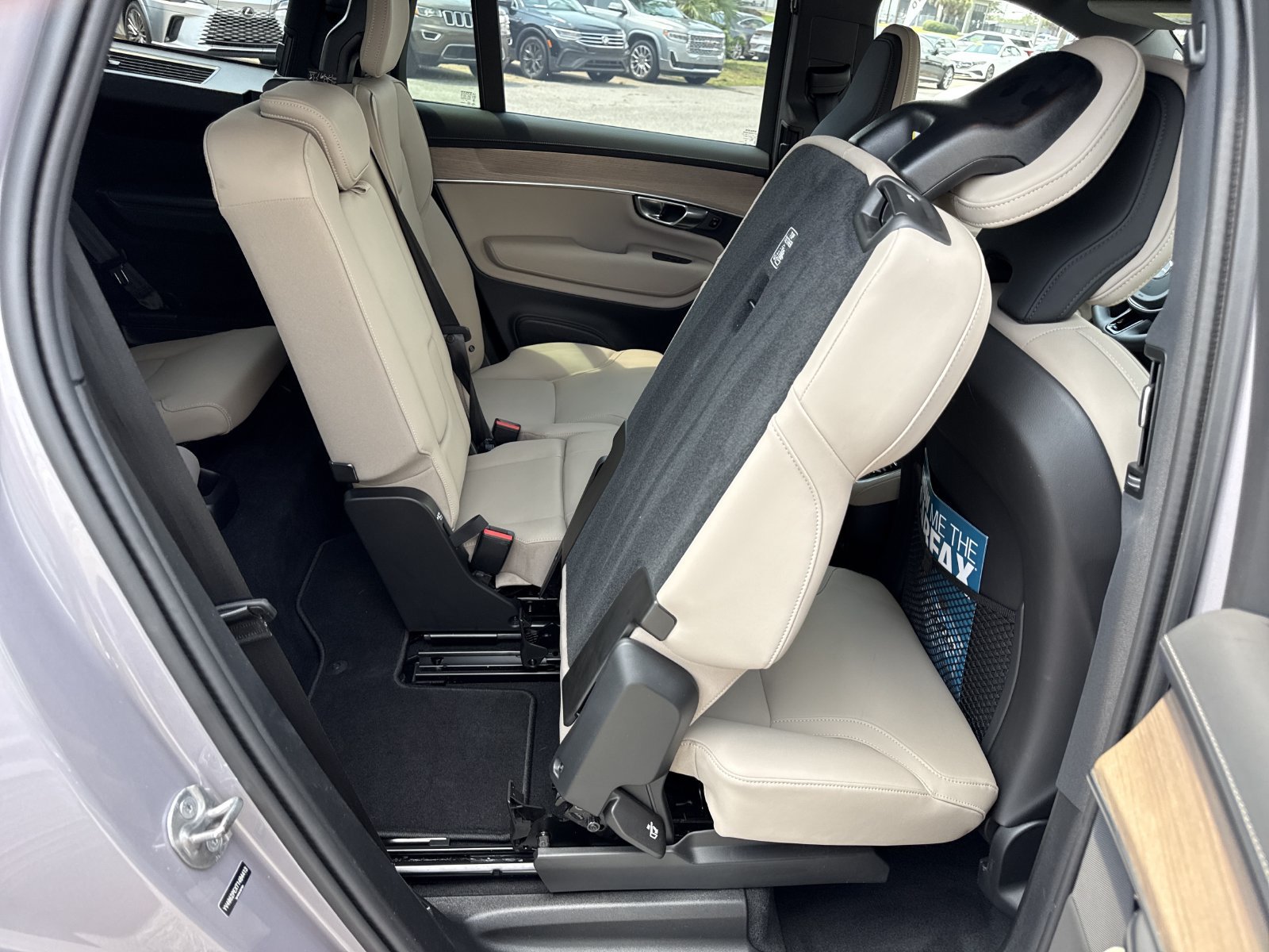 Certified 2026 Volvo XC90 B6 Plus AWD/4WD image 32
