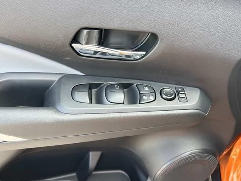 Used 2023 Nissan Kicks SR w/ SR Premium Package FWD image 27