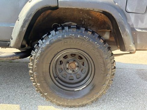 Used 2001 Jeep Cherokee Sport AWD/4WD image 31