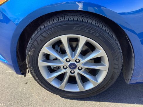 Used 2017 Ford Fusion S image 5