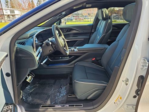New 2026 Cadillac Lyriq Signature Sport w/ Nappa Leather Package image 20