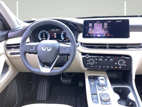 Used 2025 INFINITI QX60 Sensory AWD/4WD image 10