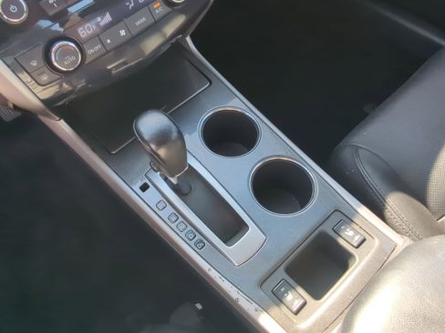 Used 2014 Nissan Altima 2.5 SL w/ Moonroof Package image 17