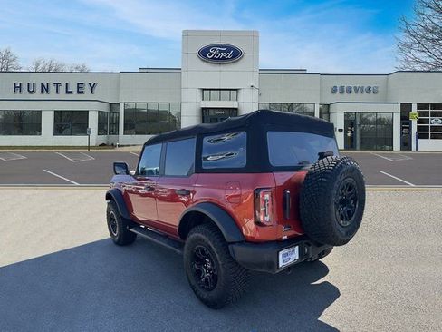 Used 2023 Ford Bronco Wildtrak image 7