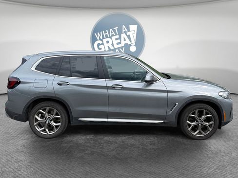 Used 2024 BMW X3 xDrive30i w/ Premium Package AWD/4WD image 2