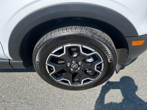 Used 2025 Ford Bronco Sport Outer Banks w/ Outer Banks Tech Package+ AWD/4WD image 9