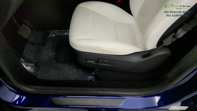 Used 2026 Tesla Model Y AWD image 47