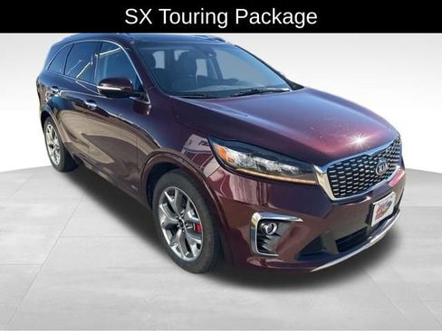 Used 2019 Kia Sorento SX w/ SX Touring Package image 4