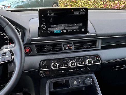 Certified 2025 Honda Pilot EX-L image 36