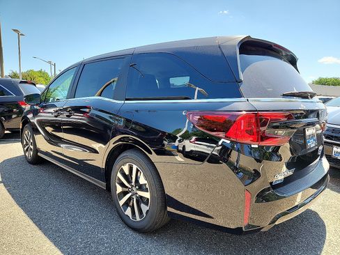 New 2026 Honda Odyssey EX-L image 4