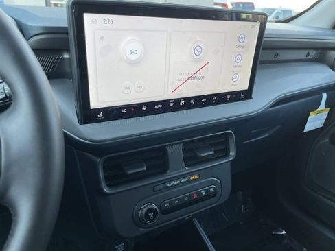 New 2025 Ford Maverick XLT w/ XLT Luxury Package image 11